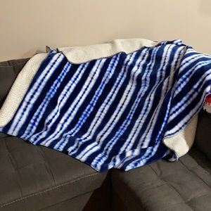 Victoria secret pink tie dye Sherpa blanket